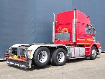 Versteijnen Trucks B.V. - Verkauf Von LKW, Verkauf Von Sattelzugmaschinen