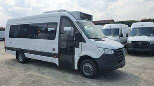 Neuer MERCEDES-BENZ Sprinter 516 23seats and LIFT and DISPLAY. COC!