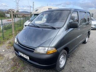 Toyota Hiace 2.4 Kombi