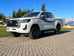 Toyota HiLux GLX SR5 4x4 - 20 UNITS IN STOCK - 2.4 D Double Cab - EURO  Pick-up Transporter