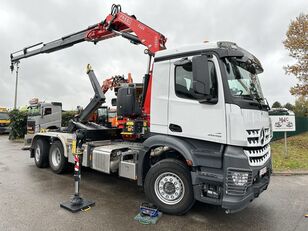 Mercedes-Benz AROCS 2846 6x2 HOOKLIFT + CRANE FASSI F255A (4x) - *19.000km* -  Containerchassis LKW
