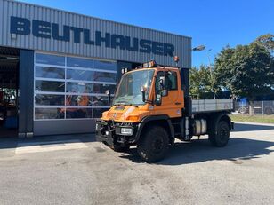 Mercedes Benz Unimog U 400 6 Zylinder  Mehrzweck-Kommunalfahrzeug