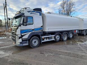 Volvo FM 500 Saugwagen