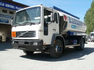 Volvo FL19 M25 Kraftstoff-LKW