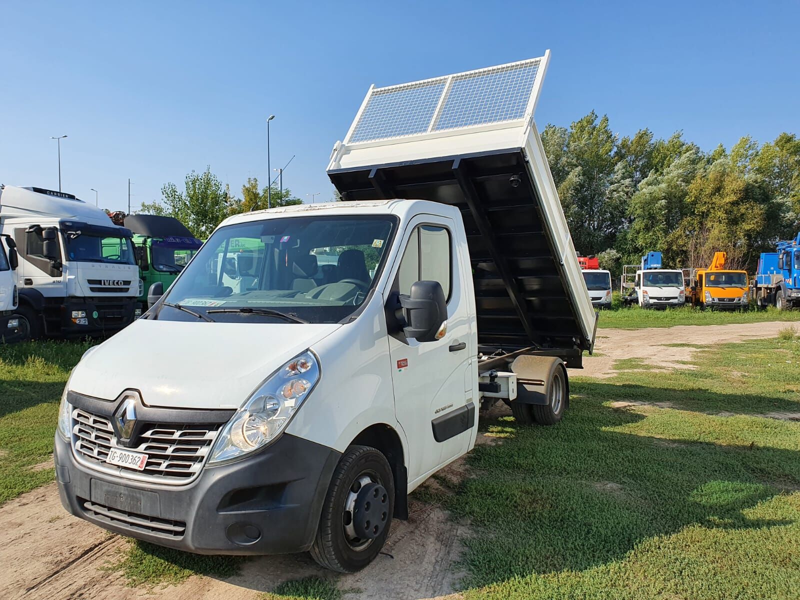 Renault Master 165 dCi EK 3-Seiten-Kipper + AHK 3,0 T Tageszulassung kaufen  in Hamburg-Moorfleet - Int.Nr.: 6558 VERKAUFT